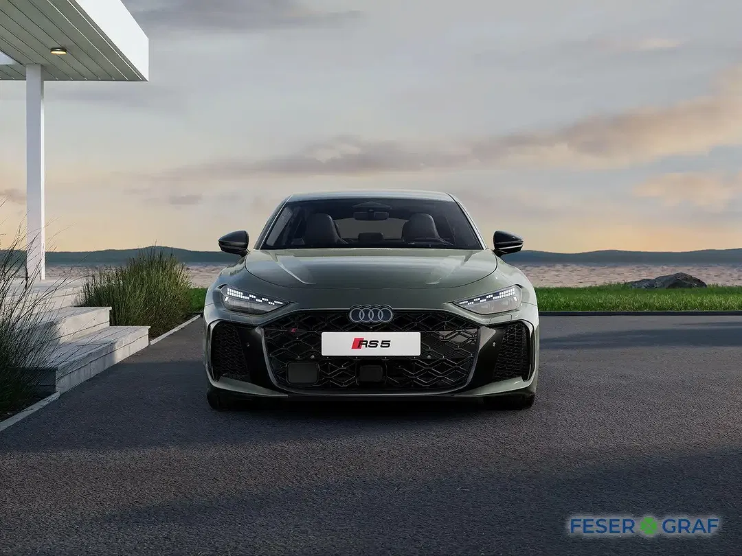 Audi RS5 - Thumbnail 2