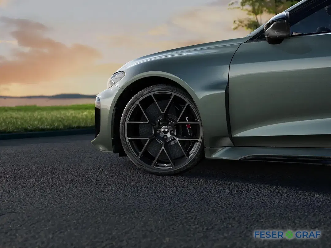 Audi RS5 - Thumbnail 6