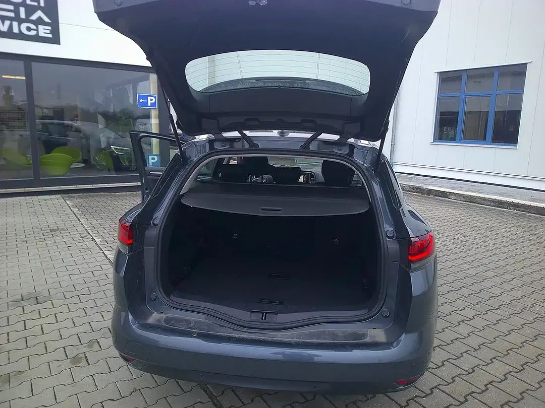 Renault Megane - Thumbnail 12