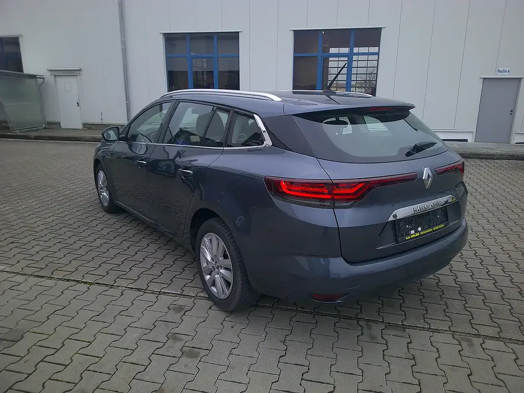 Renault Megane - Thumbnail 6