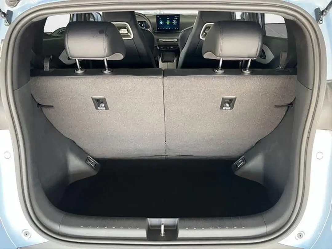 BYD Dolphin - Thumbnail 11