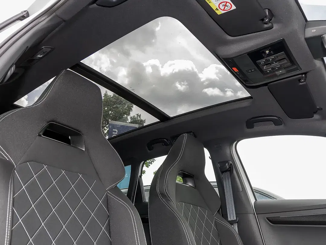 Skoda Karoq - Thumbnail 11