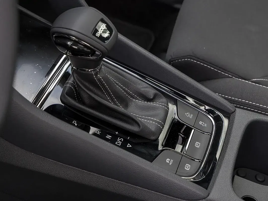 Skoda Karoq - Thumbnail 8