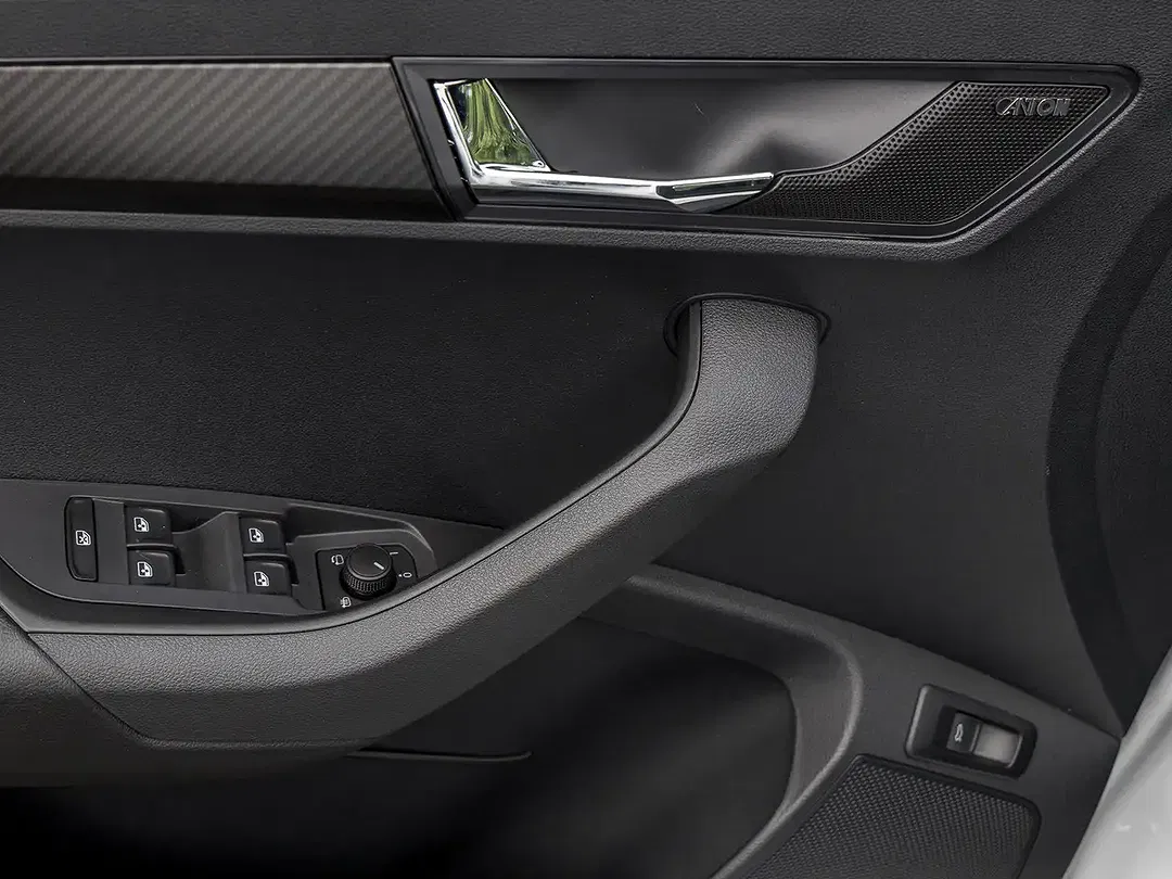 Skoda Karoq - Thumbnail 9
