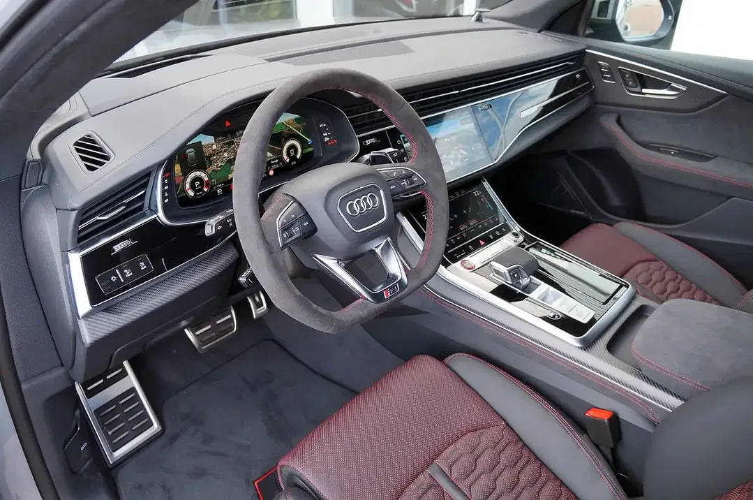 Audi RS Q8 - Thumbnail 8