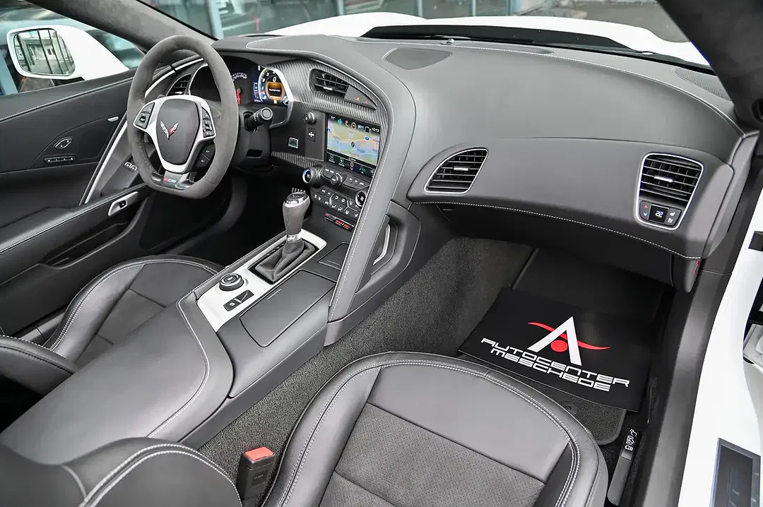 Corvette C7 - Thumbnail 13