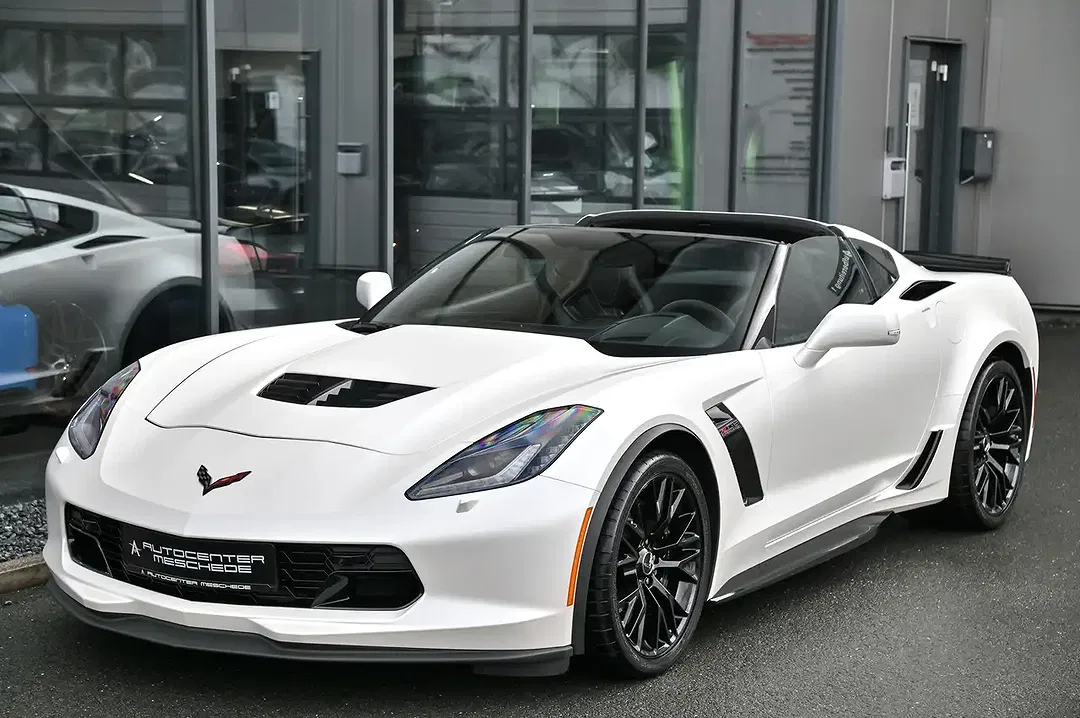 Corvette C7 - Thumbnail 2