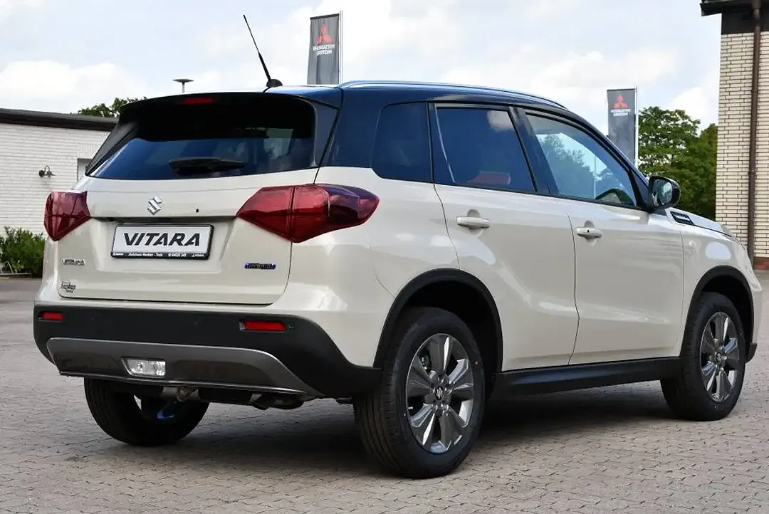 Suzuki Vitara - Thumbnail 3
