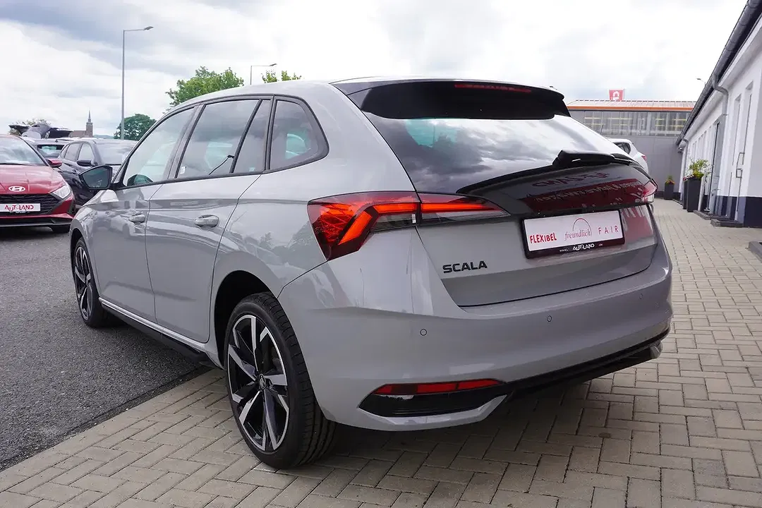 Skoda Scala - Thumbnail 2