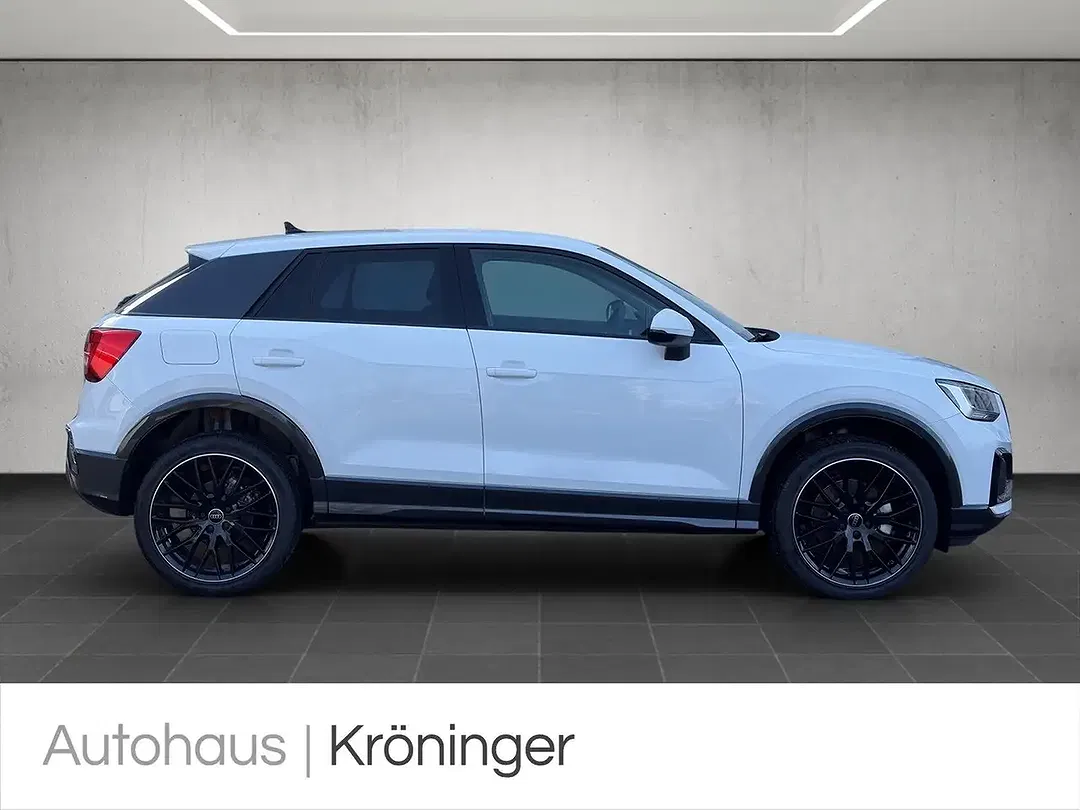 Audi Q2 - Thumbnail 4