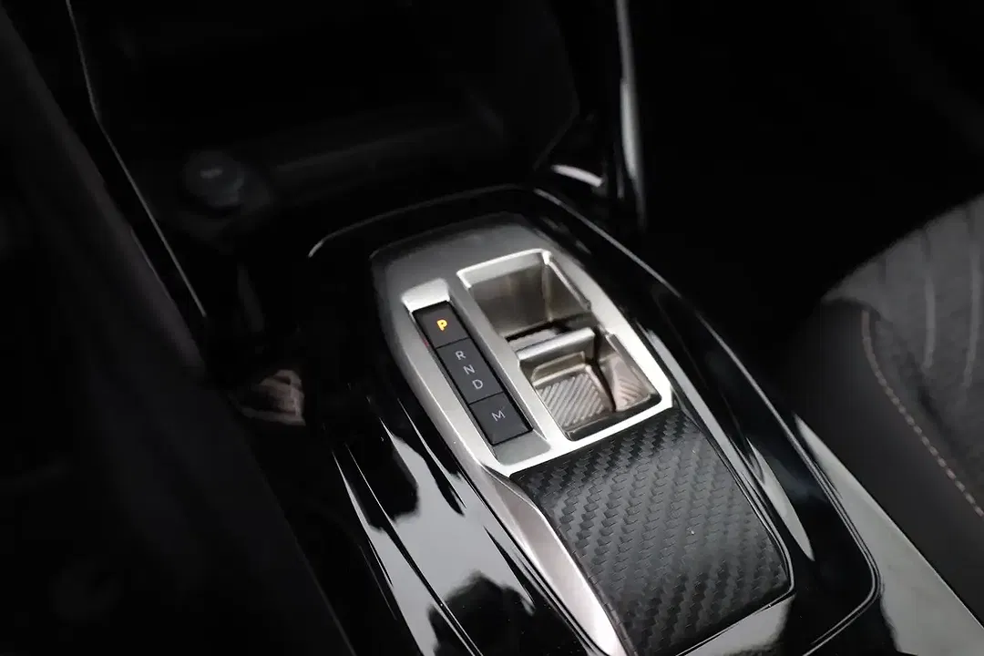 Peugeot 2008 - Thumbnail 13