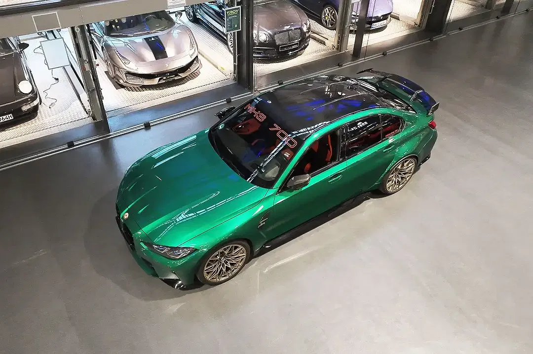 BMW M3 - Thumbnail 2