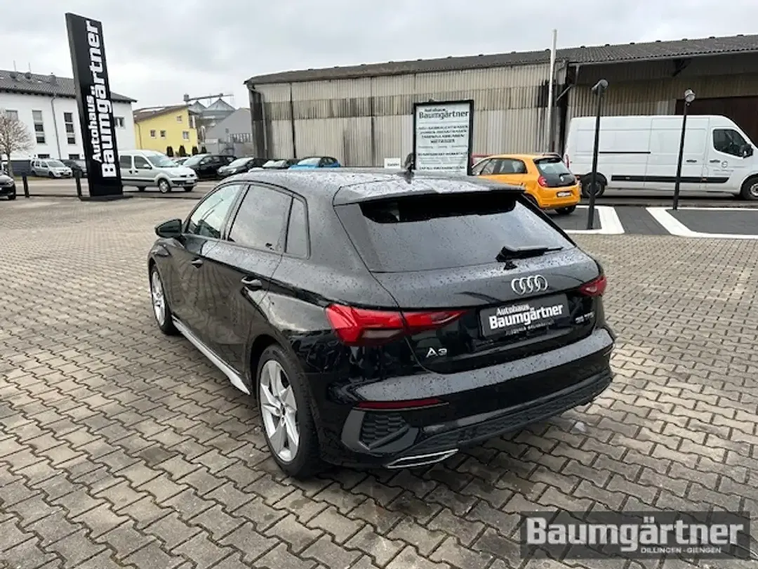Audi A3 - Thumbnail 4