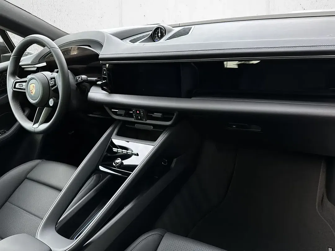 Porsche Macan - Thumbnail 10