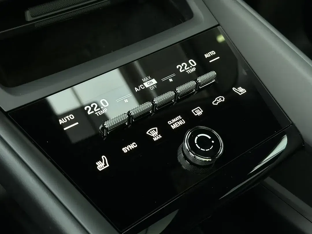 Porsche Macan - Thumbnail 12
