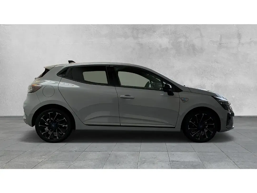 Renault Clio - Thumbnail 6