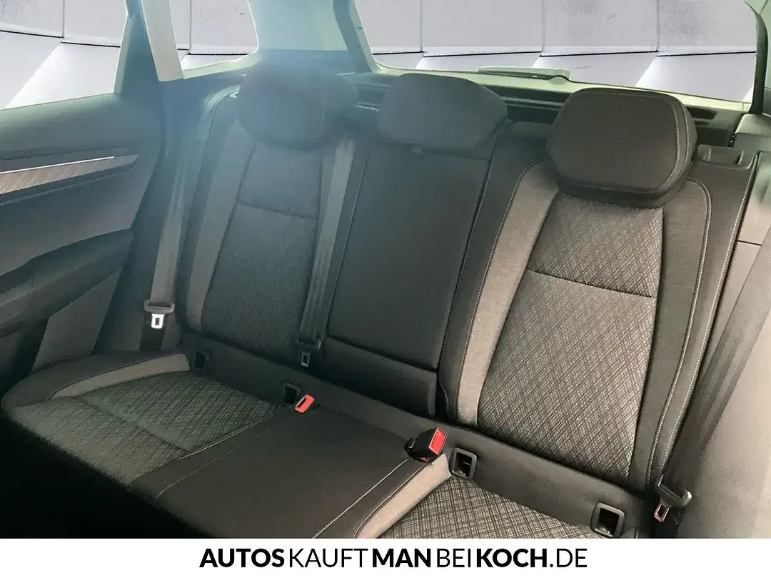 Skoda Karoq - Thumbnail 6