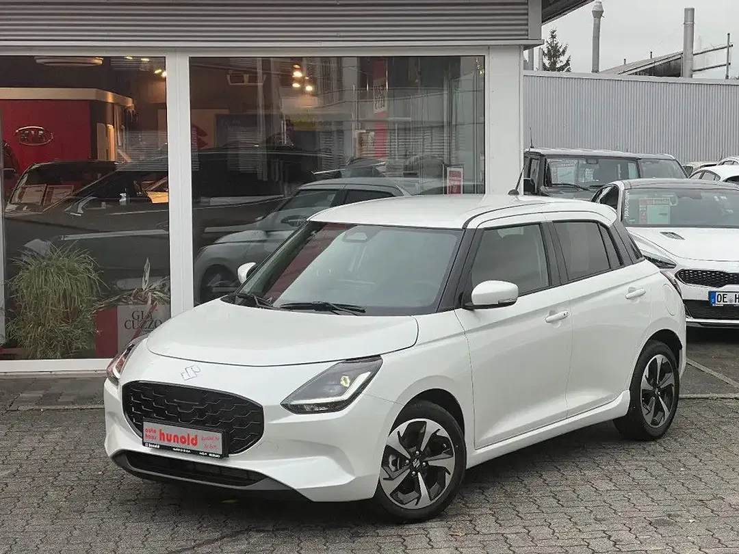 Suzuki Swift - Thumbnail 1