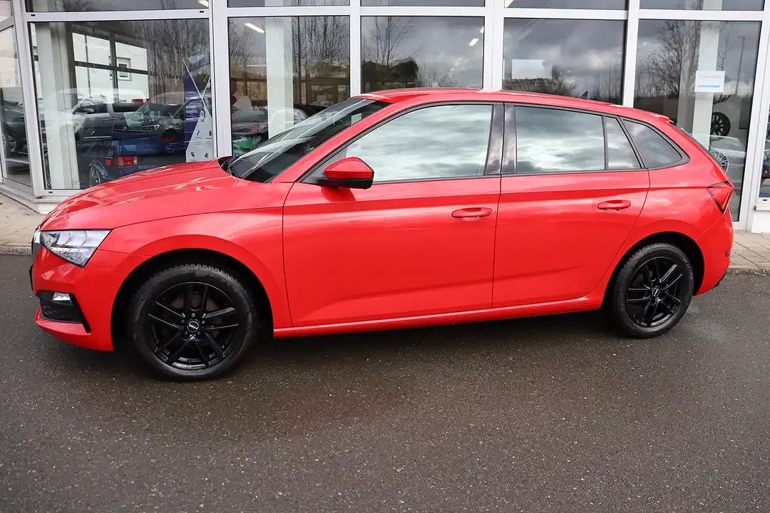 Skoda Scala - Thumbnail 2