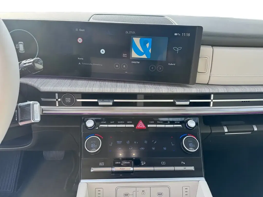 Hyundai SANTA FE - Thumbnail 11