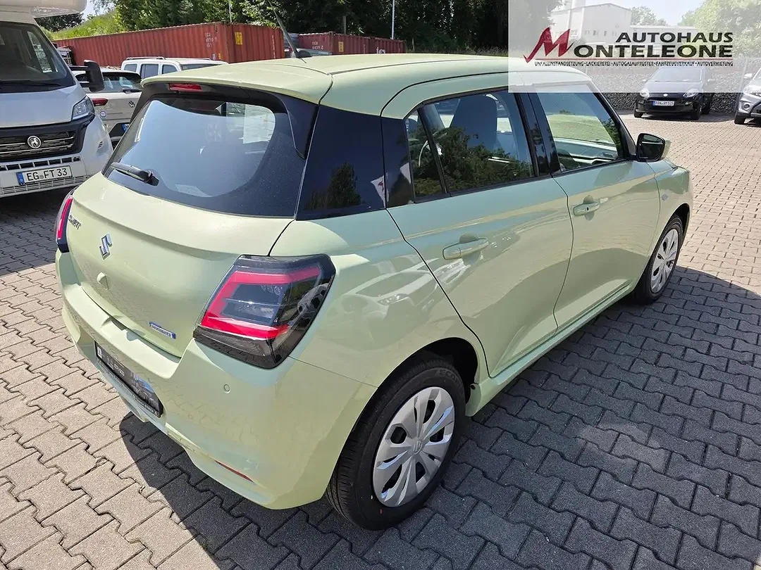 Suzuki Swift - Thumbnail 3