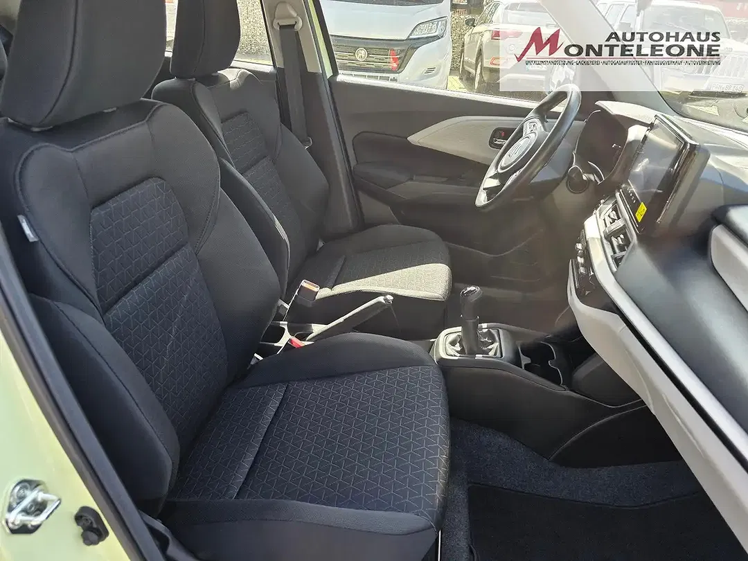 Suzuki Swift - Thumbnail 8