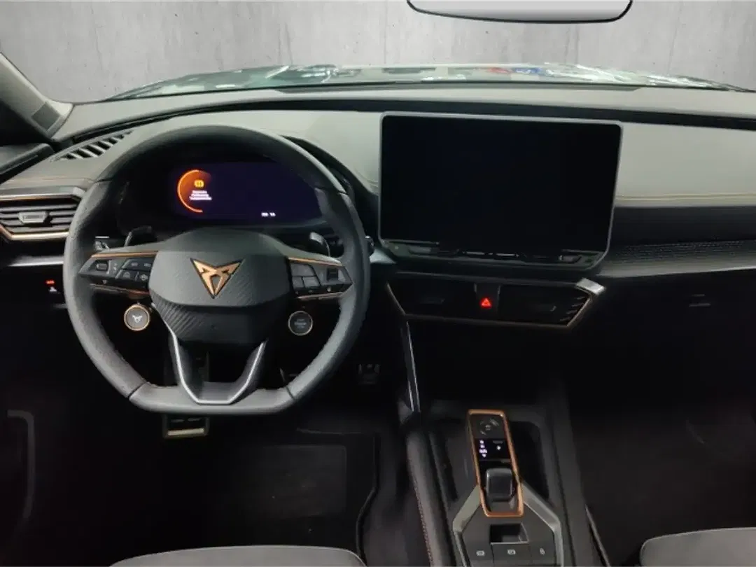 CUPRA Leon - Thumbnail 12