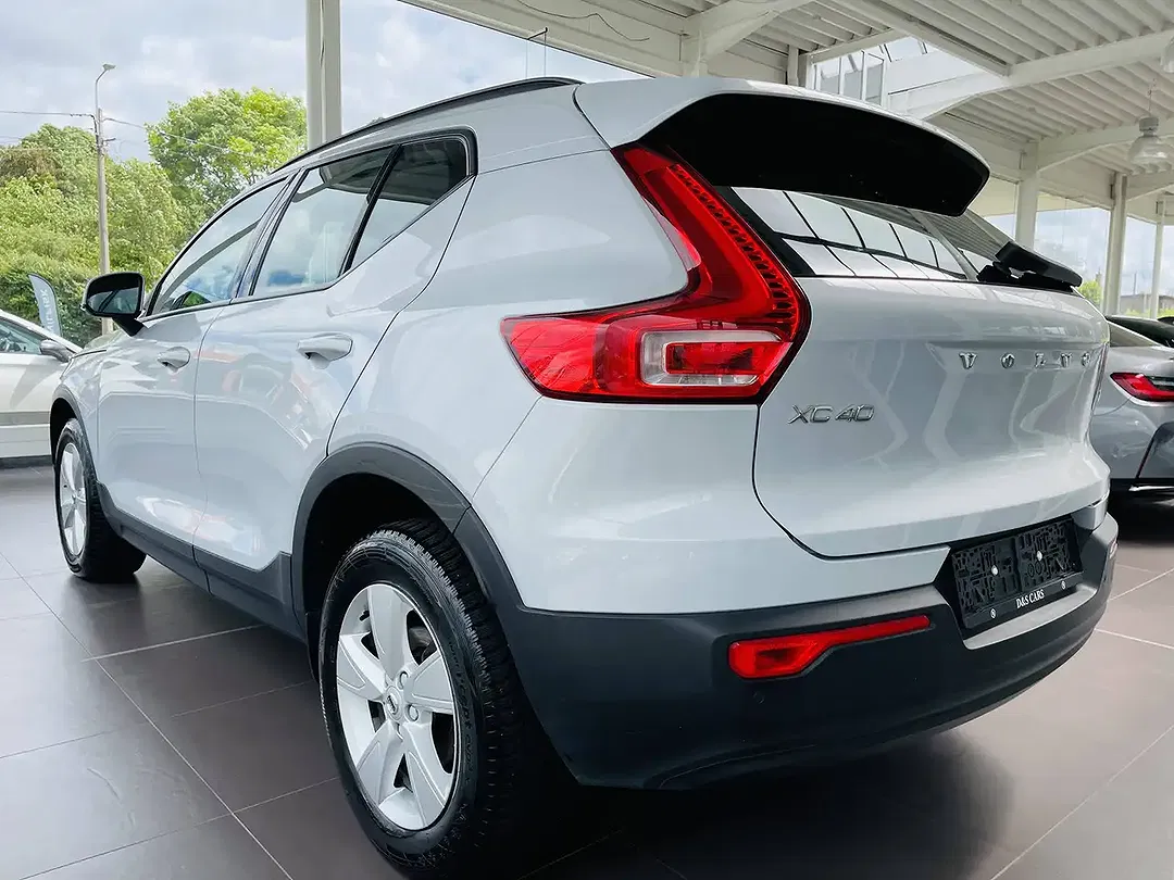 Volvo XC40 - Thumbnail 7