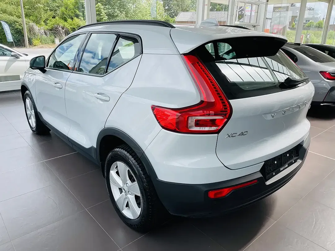 Volvo XC40 - Thumbnail 8