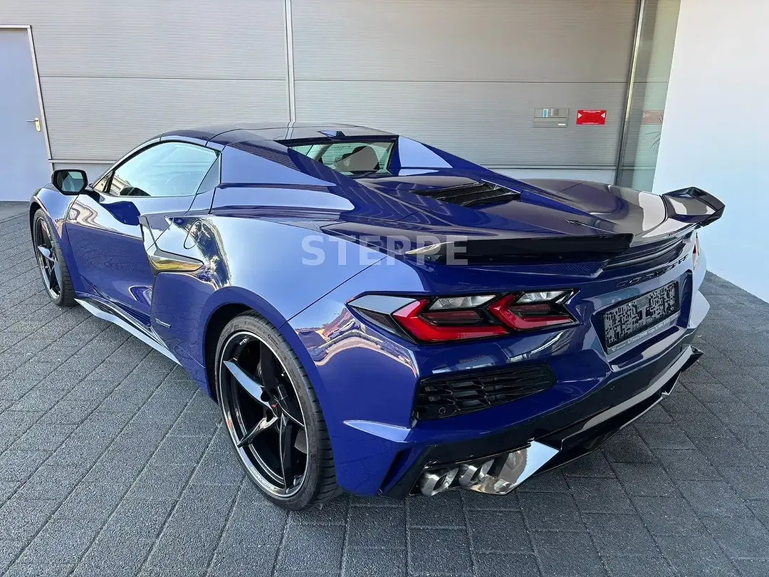 Corvette C8 - Thumbnail 4