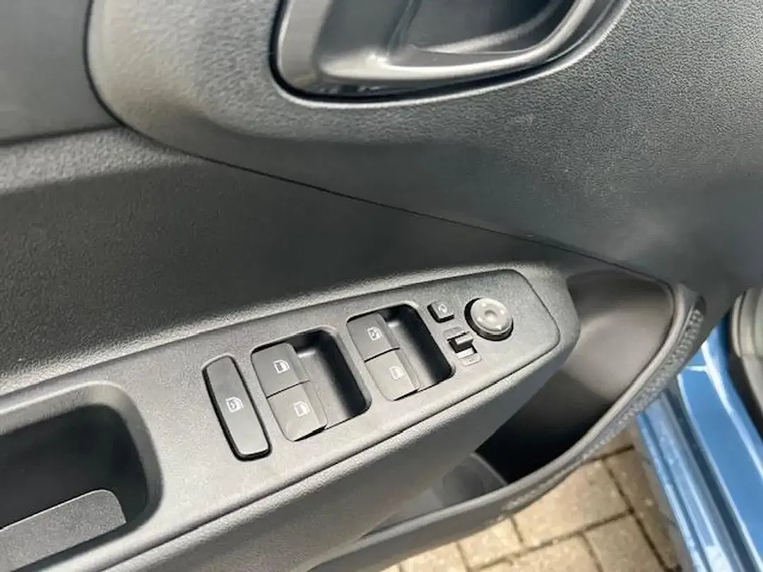 Hyundai i10 - Thumbnail 10