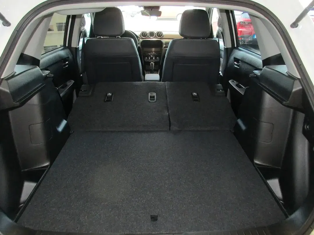 Suzuki Vitara - Thumbnail 13