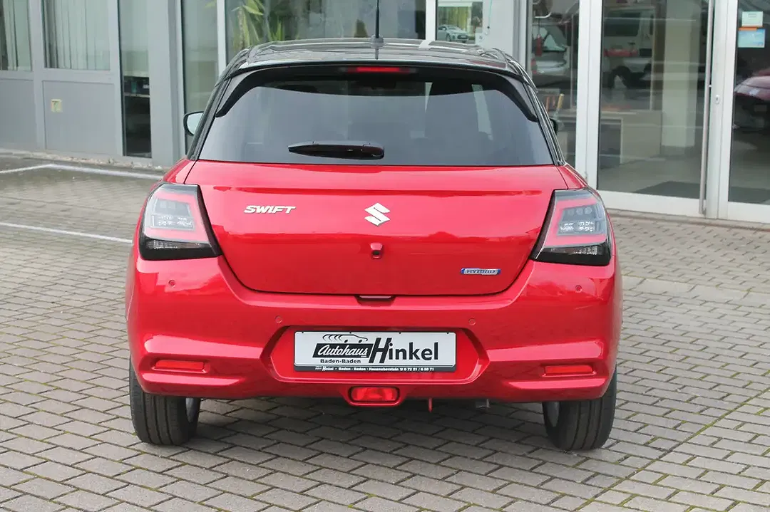 Suzuki Swift - Thumbnail 3