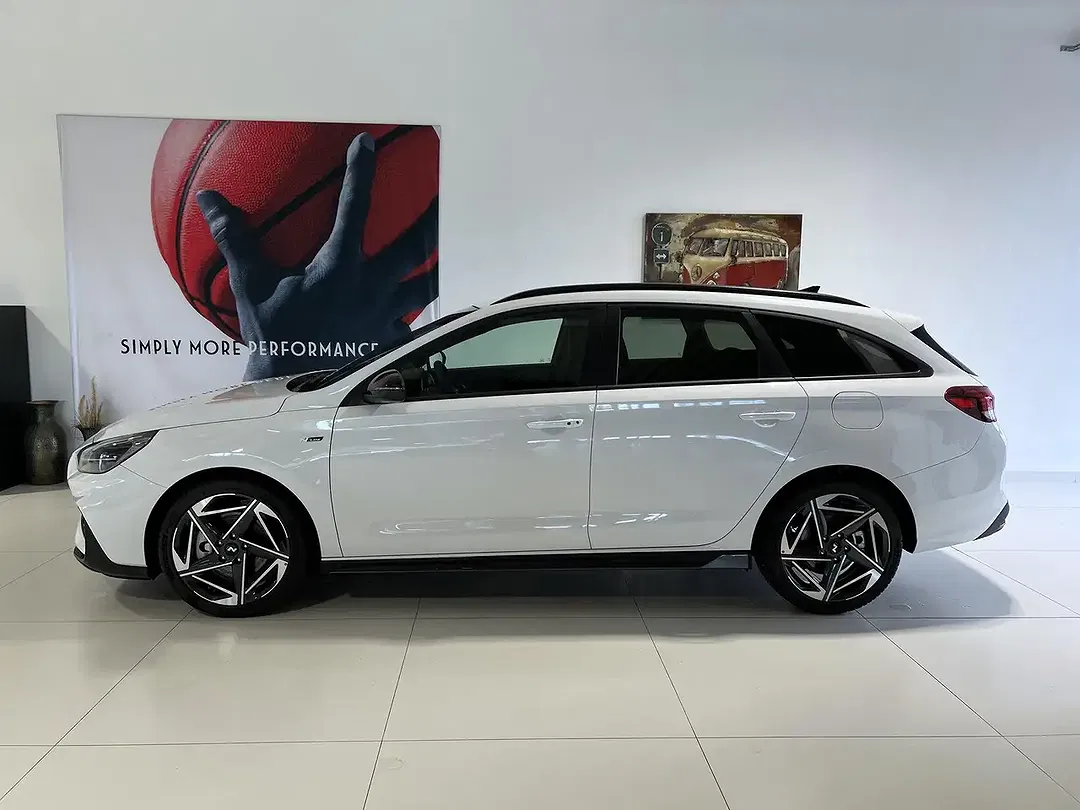 Hyundai i30 - Thumbnail 3