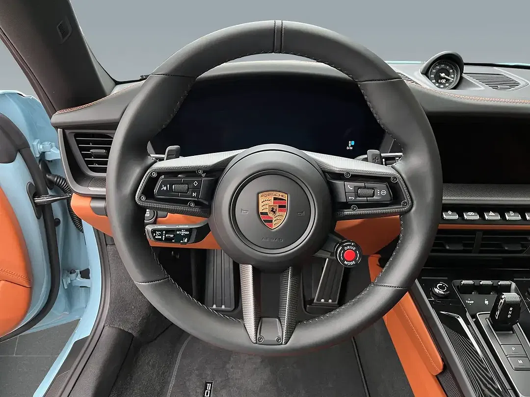 Porsche 992 - Thumbnail 10