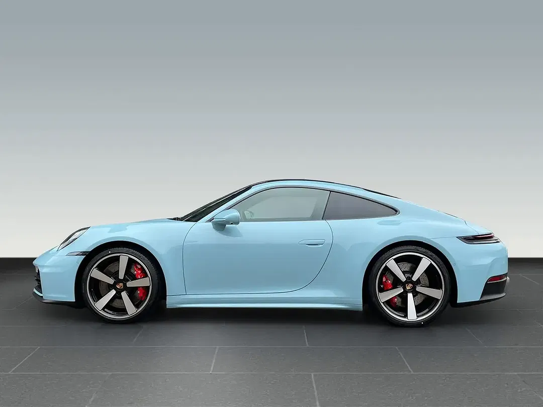 Porsche 992 - Thumbnail 2