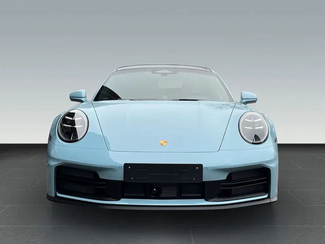 Porsche 992 - Thumbnail 6