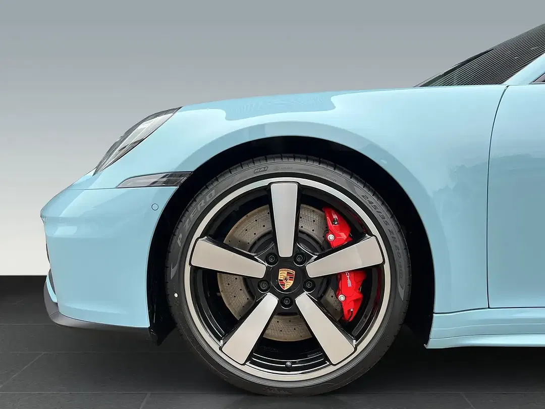 Porsche 992 - Thumbnail 8