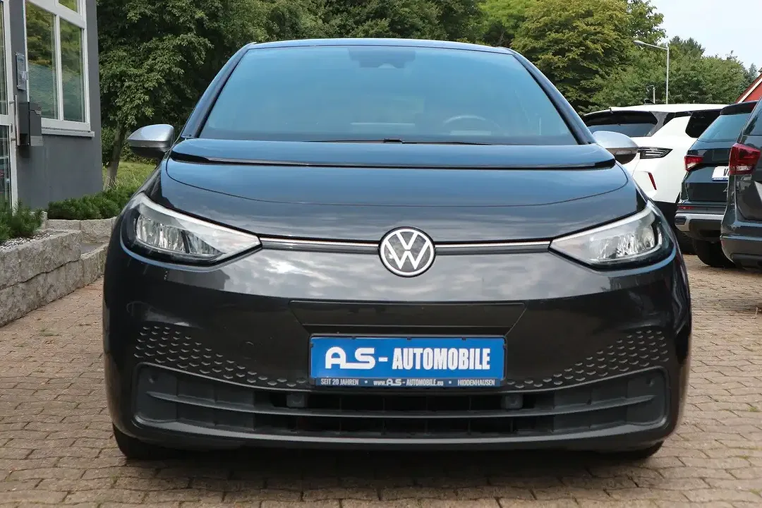 Volkswagen ID.3 - Thumbnail 2