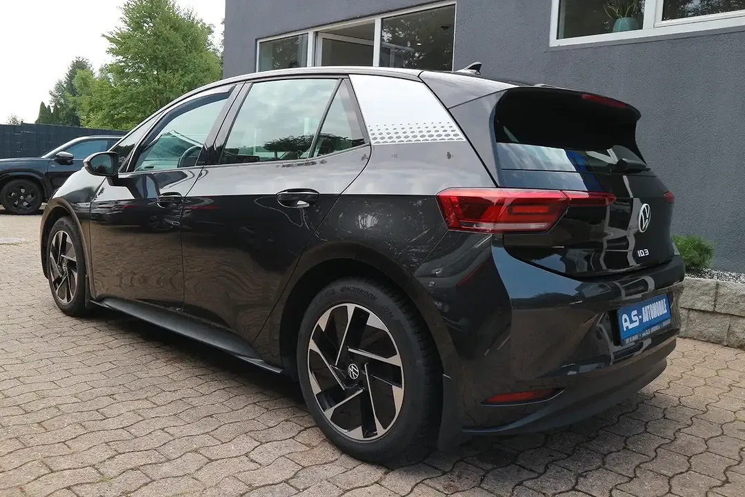 Volkswagen ID.3 - Thumbnail 4