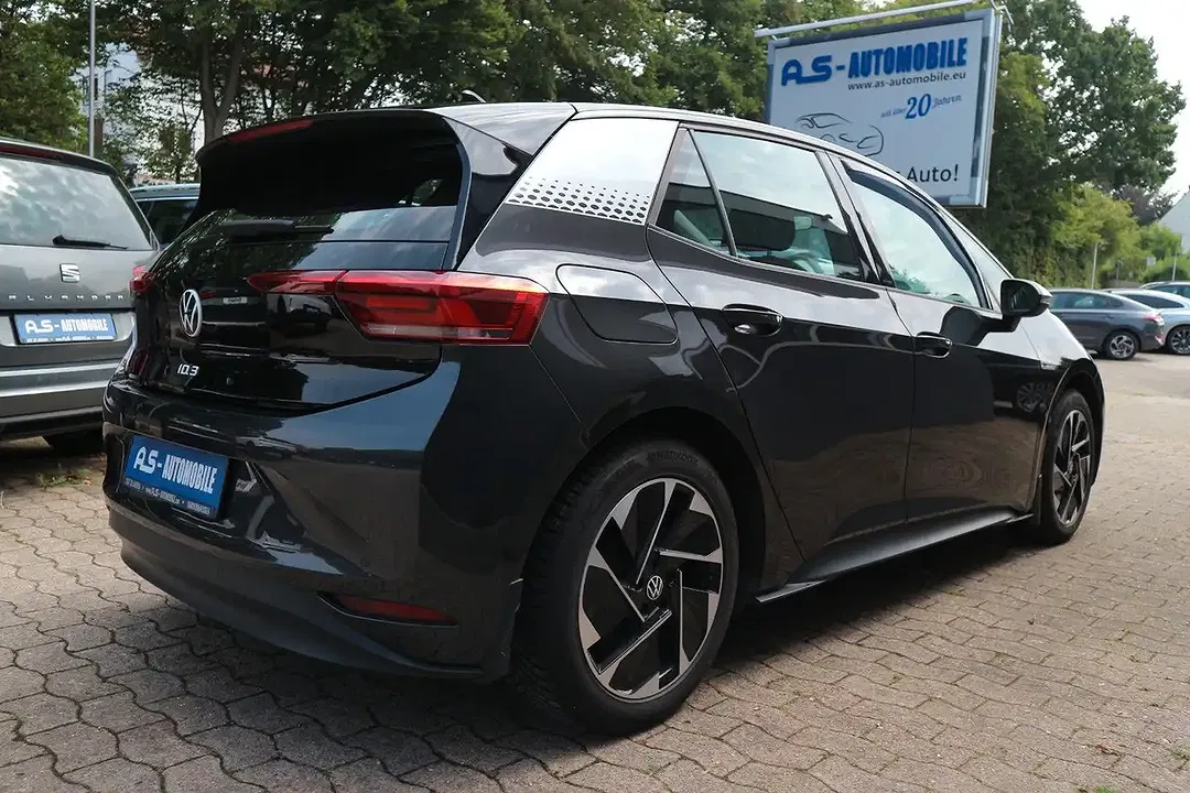 Volkswagen ID.3 - Thumbnail 6