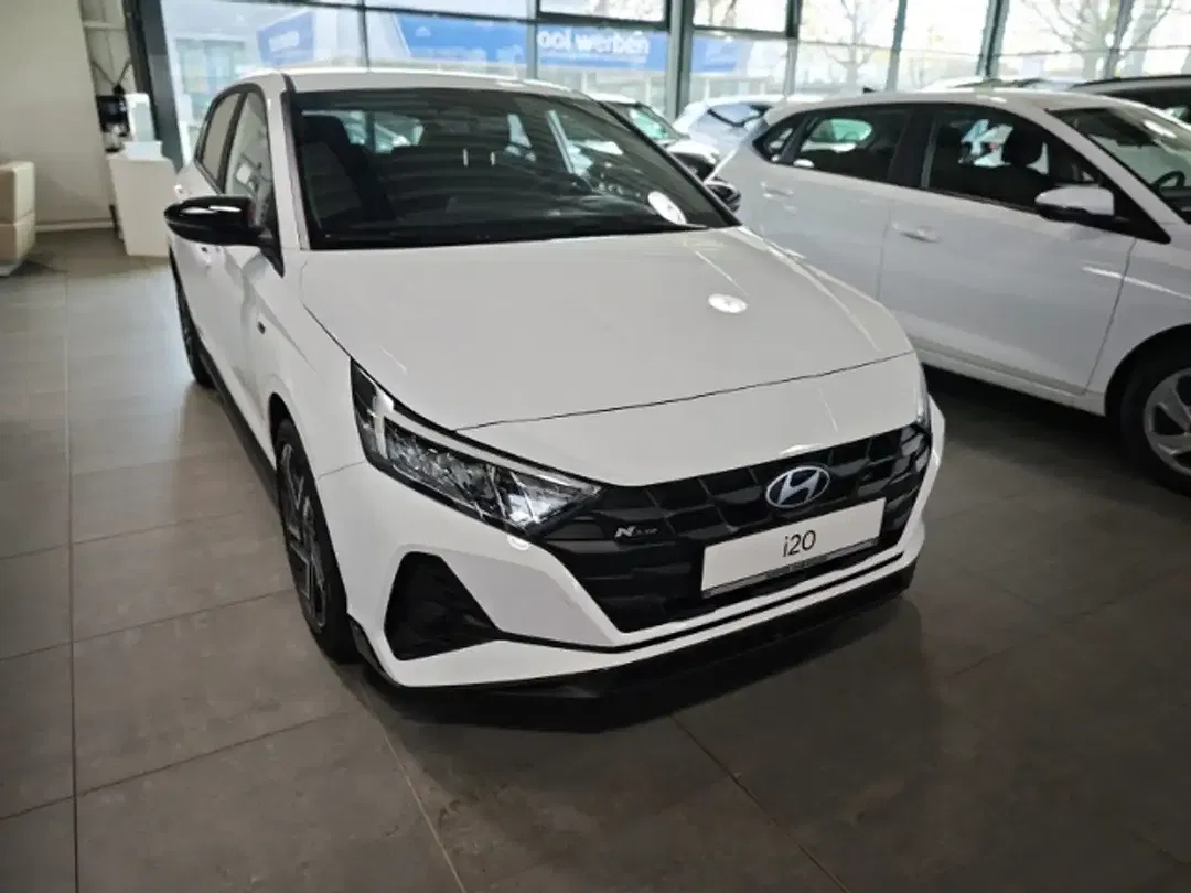 Hyundai i20 - Thumbnail 3
