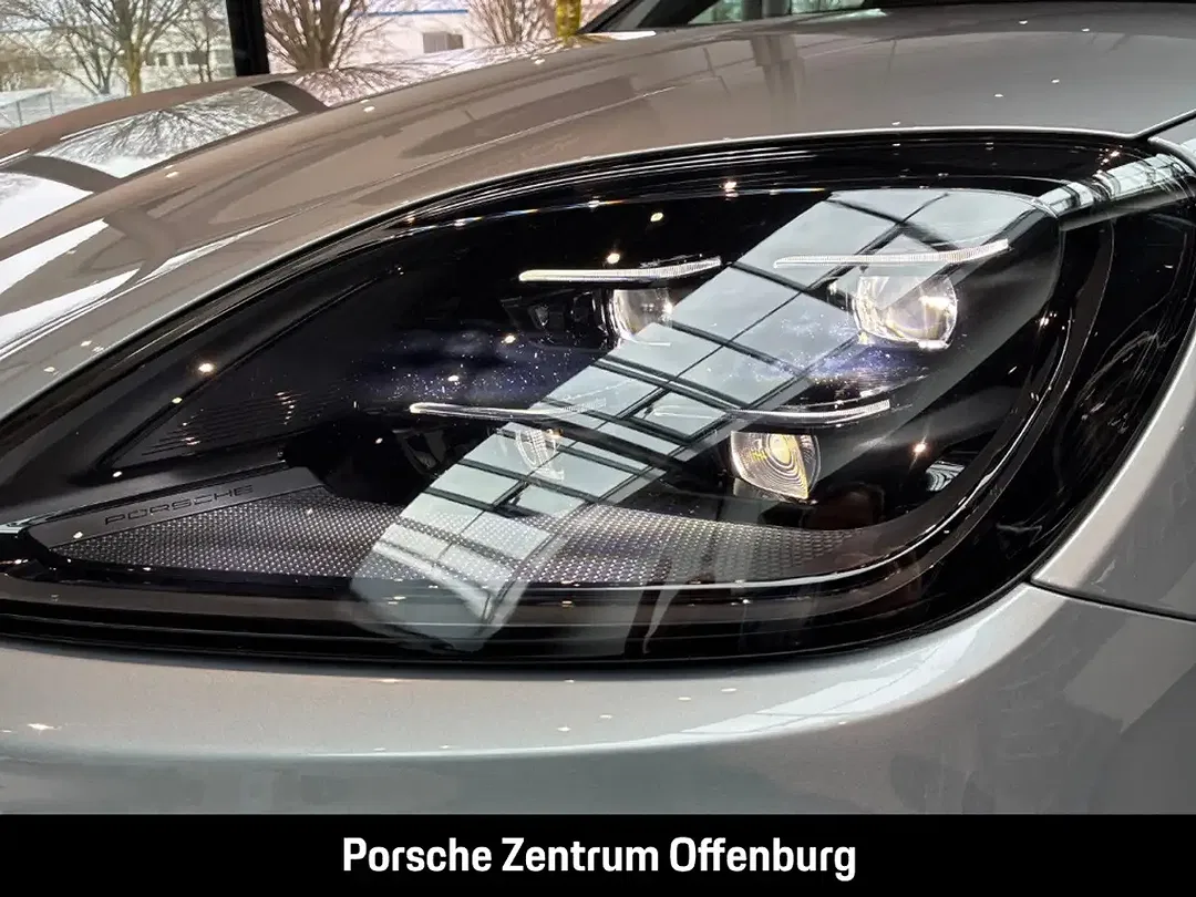 Porsche Cayenne - Thumbnail 11