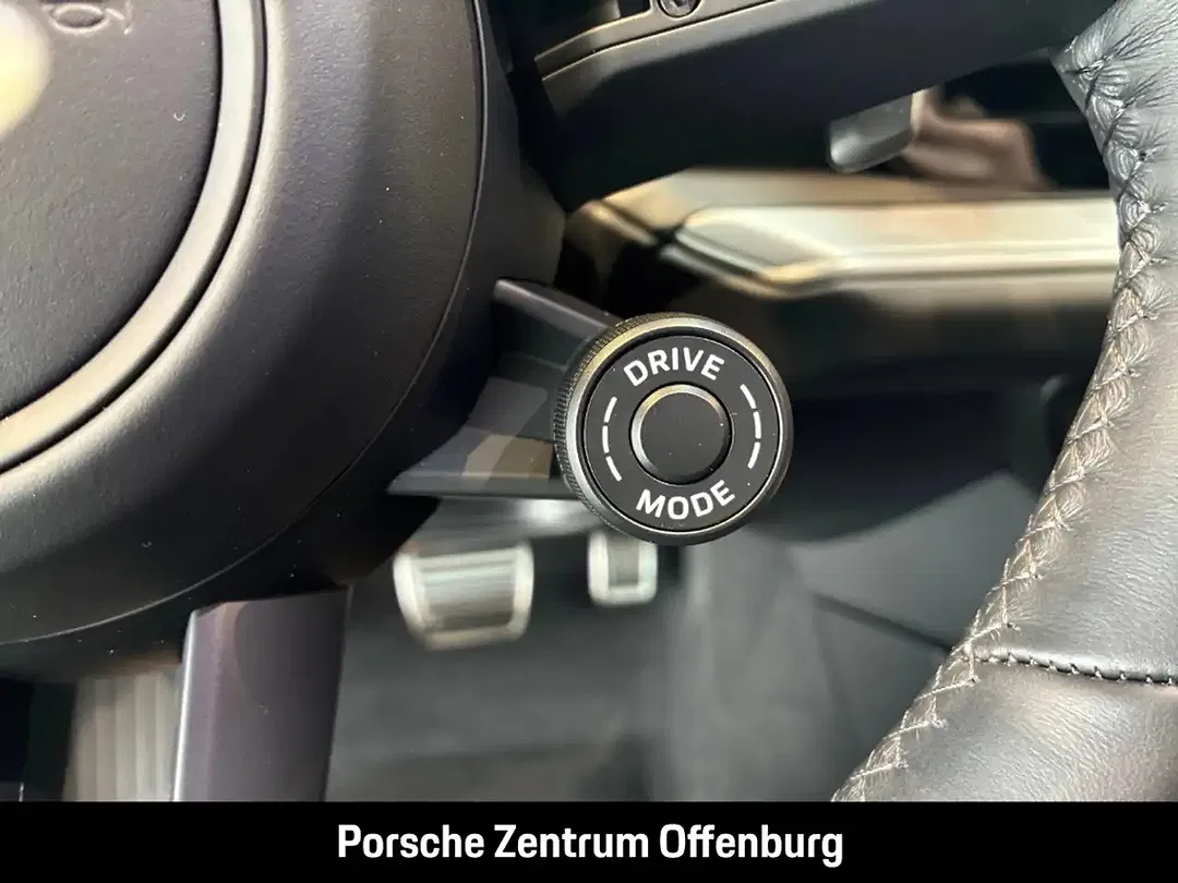 Porsche Cayenne - Thumbnail 15