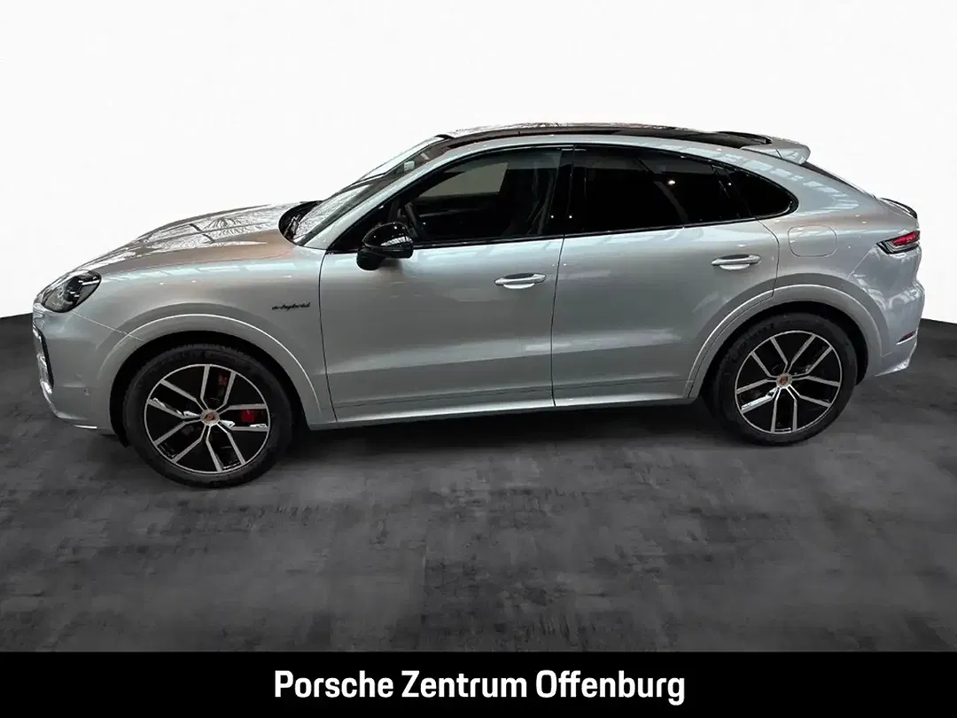 Porsche Cayenne - Thumbnail 2
