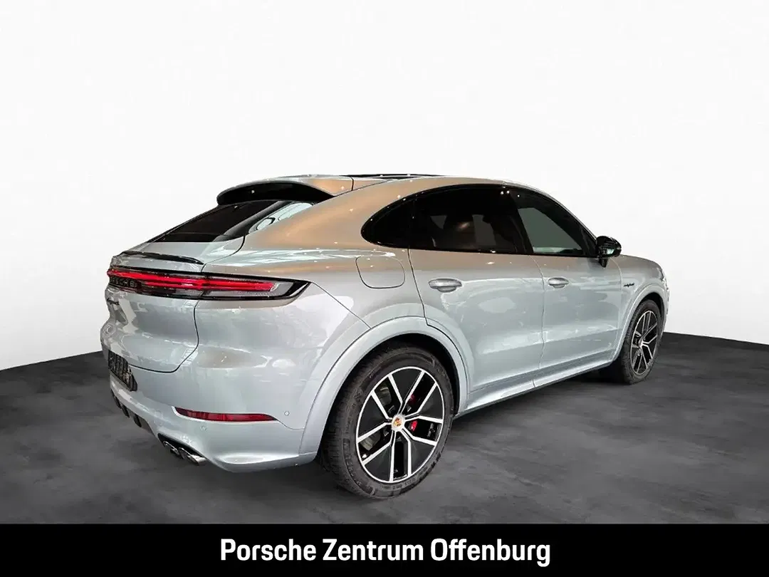Porsche Cayenne - Thumbnail 6