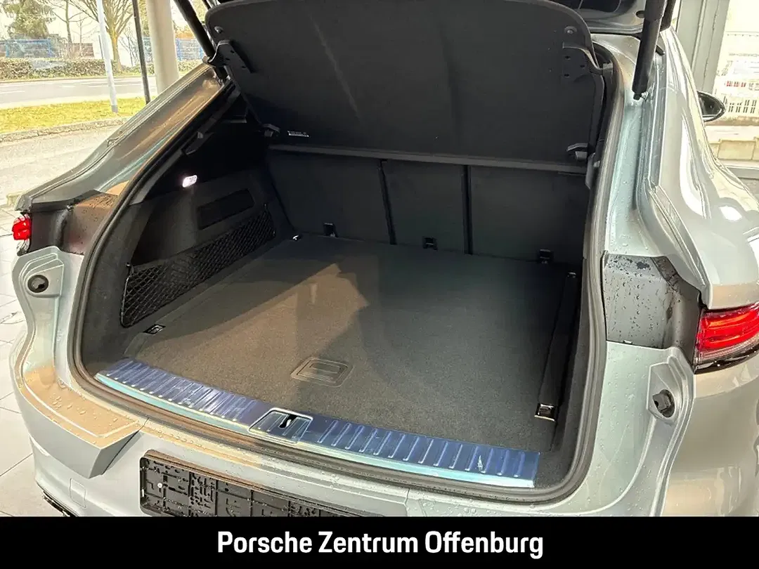 Porsche Cayenne - Thumbnail 9