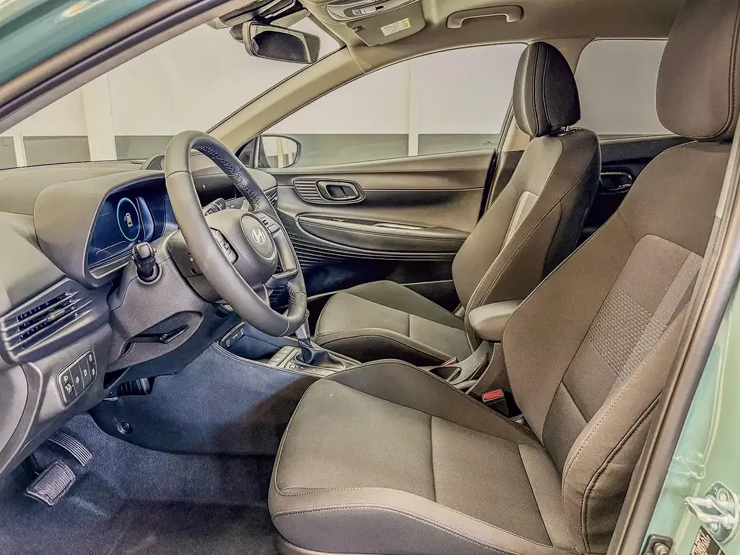 Hyundai i20 - Thumbnail 10