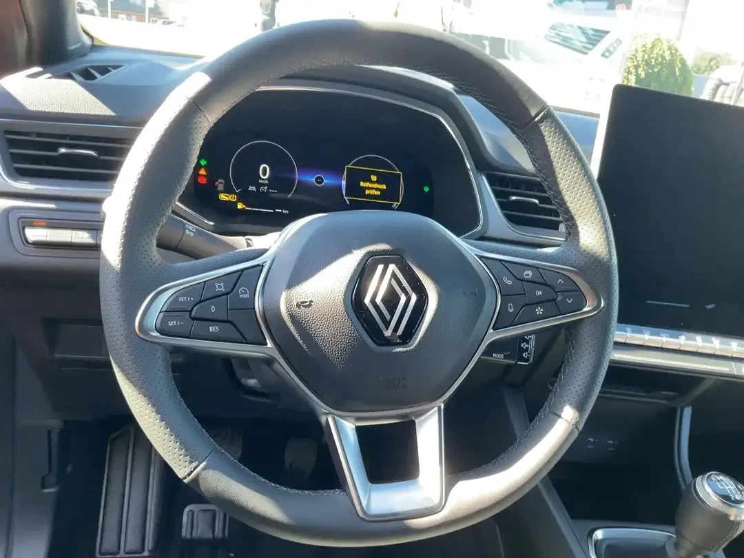 Renault Captur - Thumbnail 9