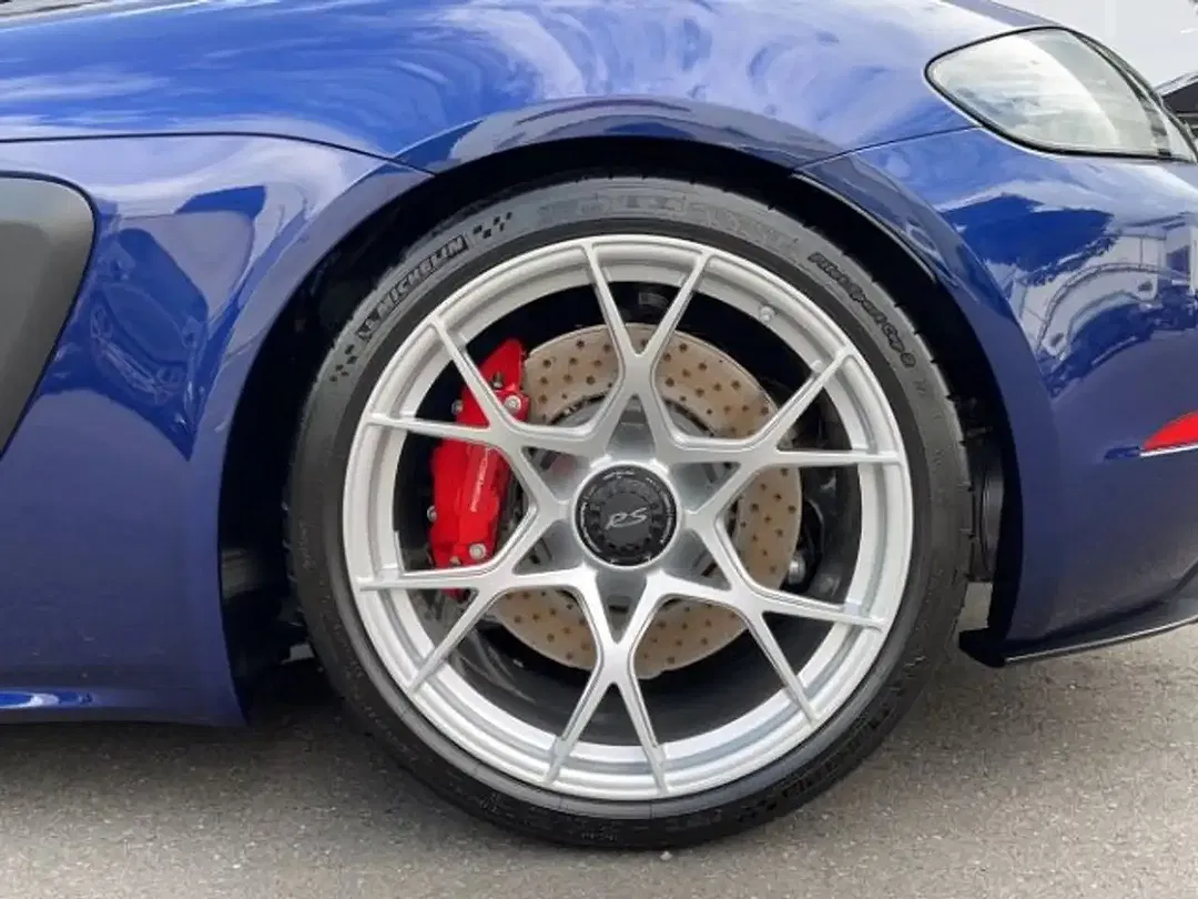 Porsche 718 Spyder - Thumbnail 11